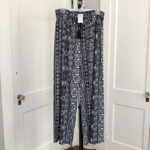 Geometric nwt lightweight beach sleep lounge pants Aztec tribal